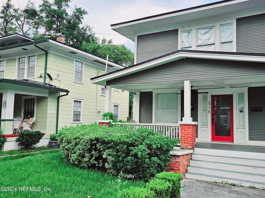 2776 Herschel St - Photo 2 of 10