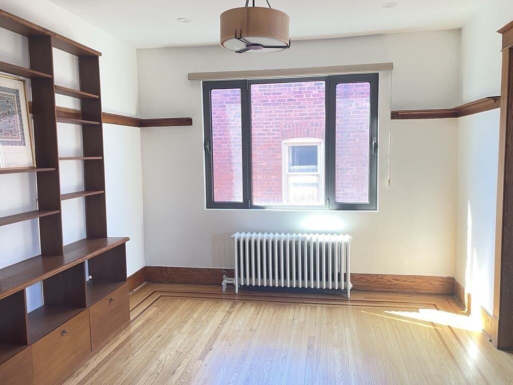 4408 Av Harvard - Photo 3 of 17