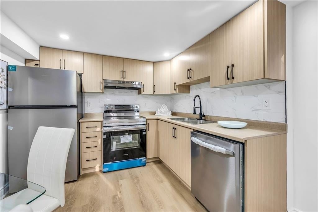 170 Terrace Dr - Photo 3 of 11