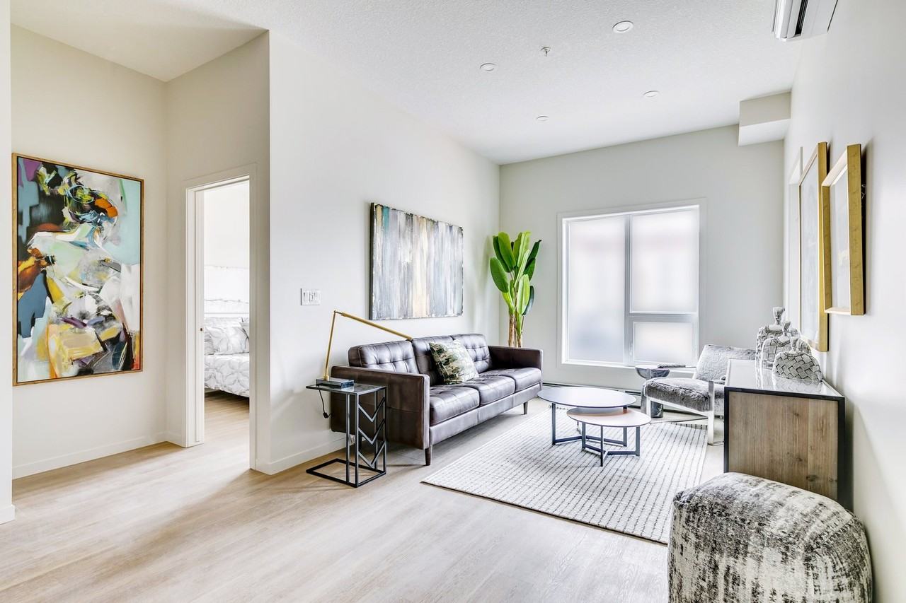 4850 50 Ave Sw - Photo 3 of 18