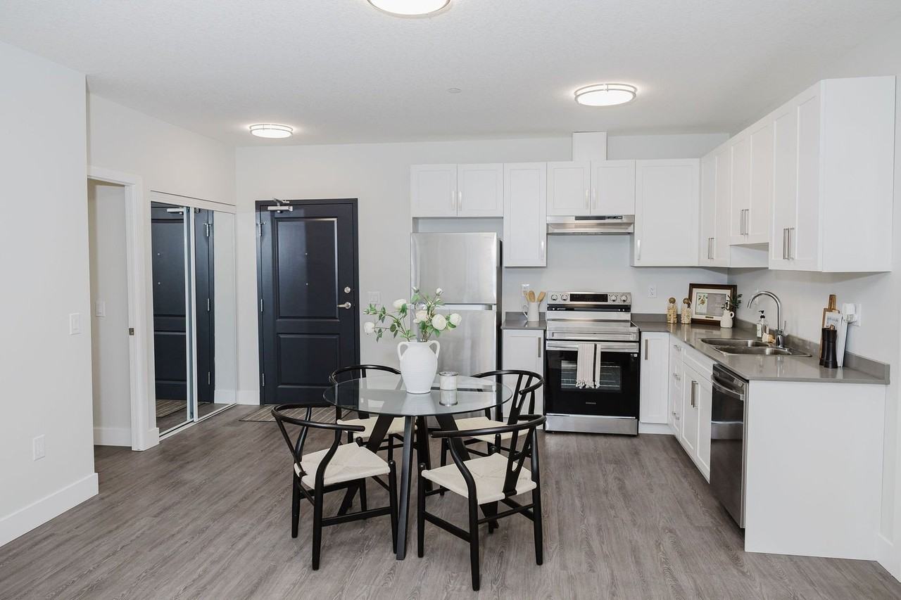 136 Concession St E - Photo 3 of 17