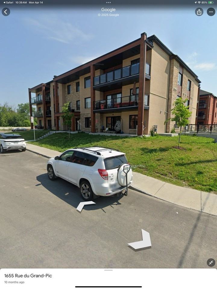 1635 Rue Du Grand-Pic - Photo 2 of 20