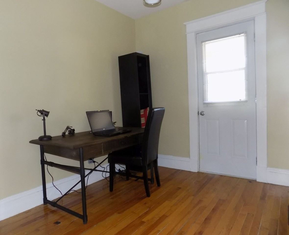 26 Enterprise St - Photo 3 of 5