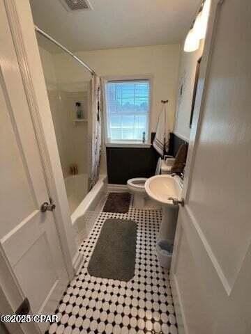 124 N Harris Ave - Photo 6 of 9