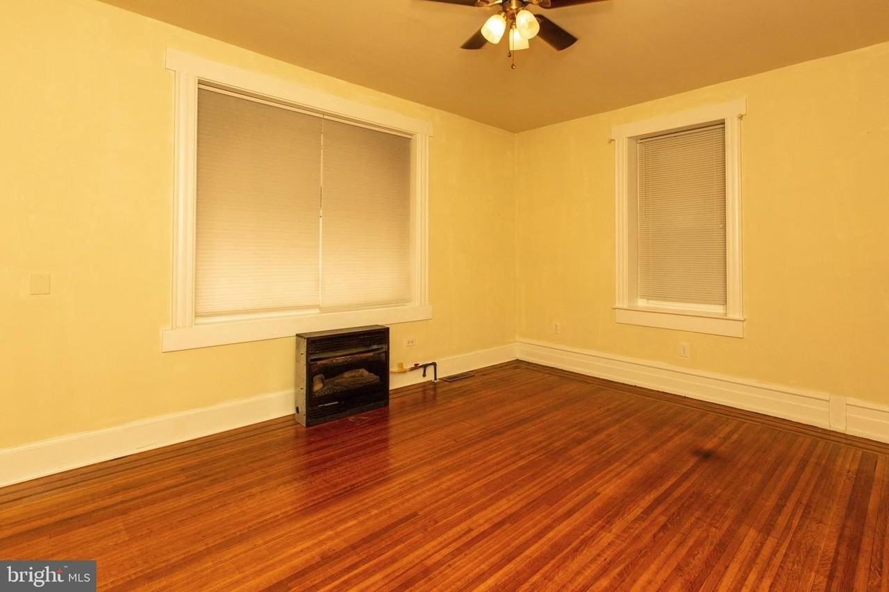 334 334-1-F E MAIN ST #1F - Photo 3 of 10