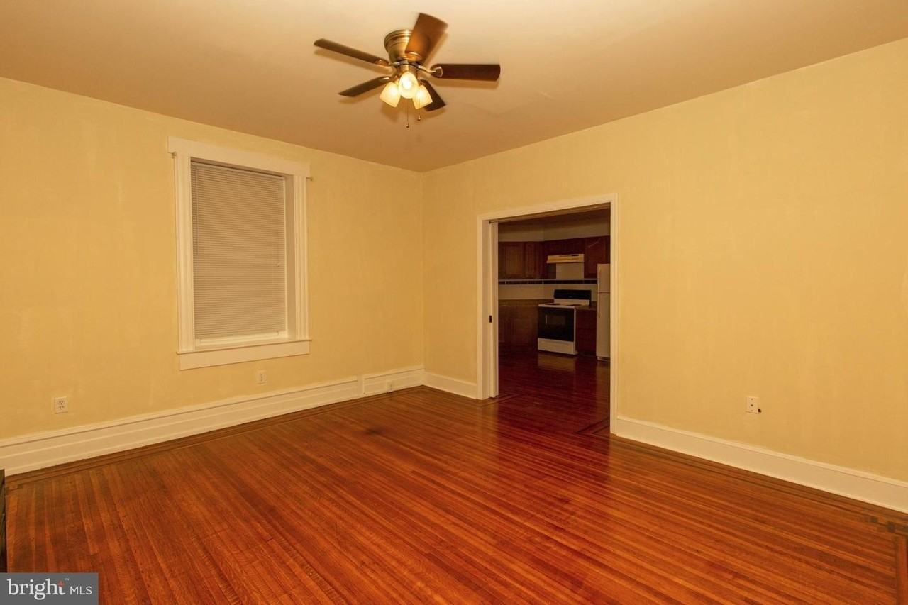 334 334-1-F E MAIN ST #1F - Photo 4 of 10