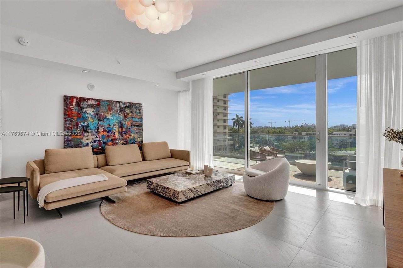 10201 Collins Ave #404 - Photo 4 of 45