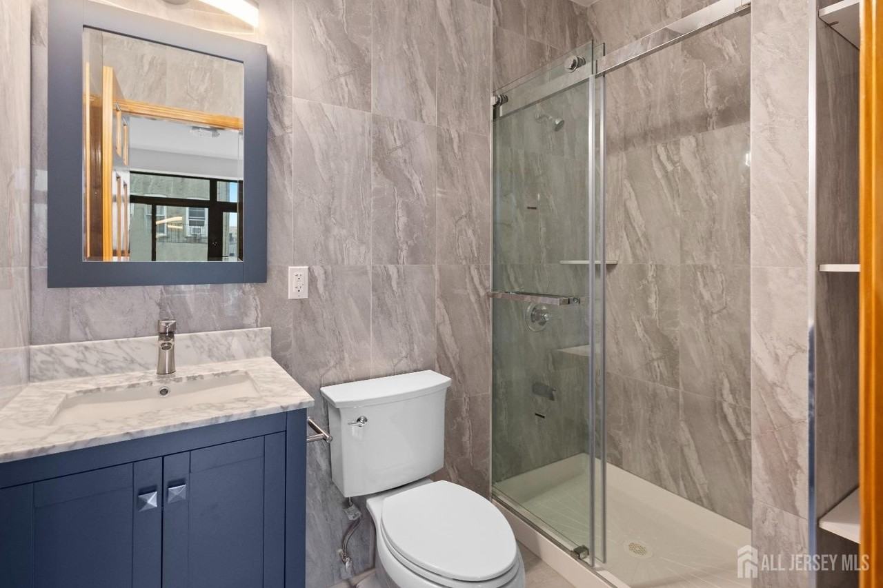 62 N 9th St #3A - Photo 4 of 7