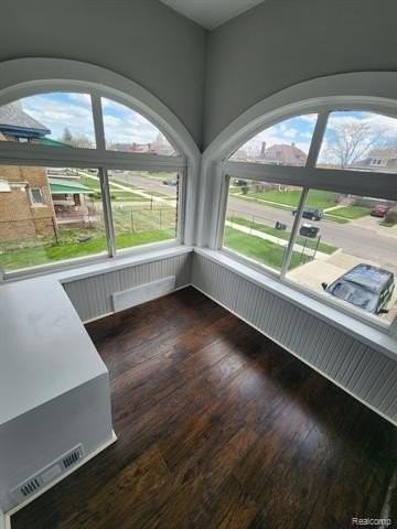 1710 Virginia Park St - Photo 5 of 20