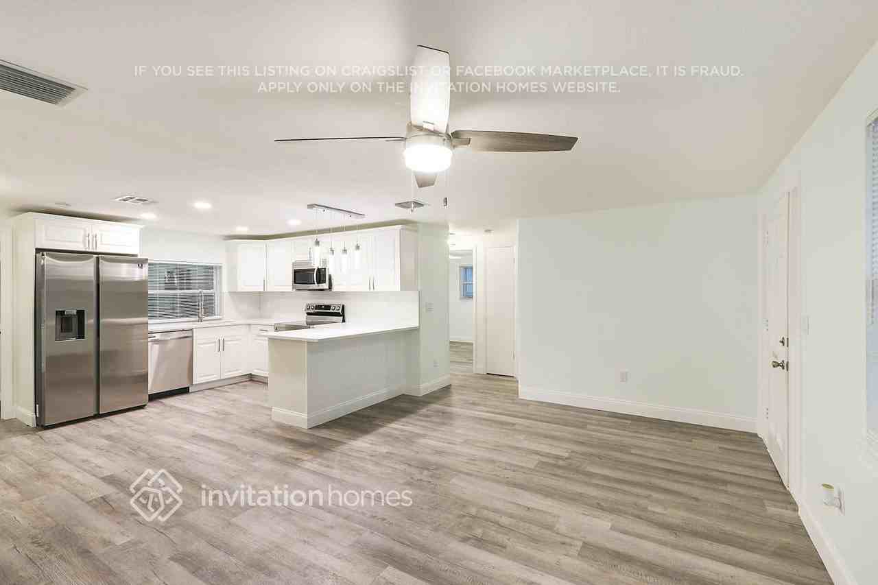 3555 Winder Dr - Photo 4 of 21