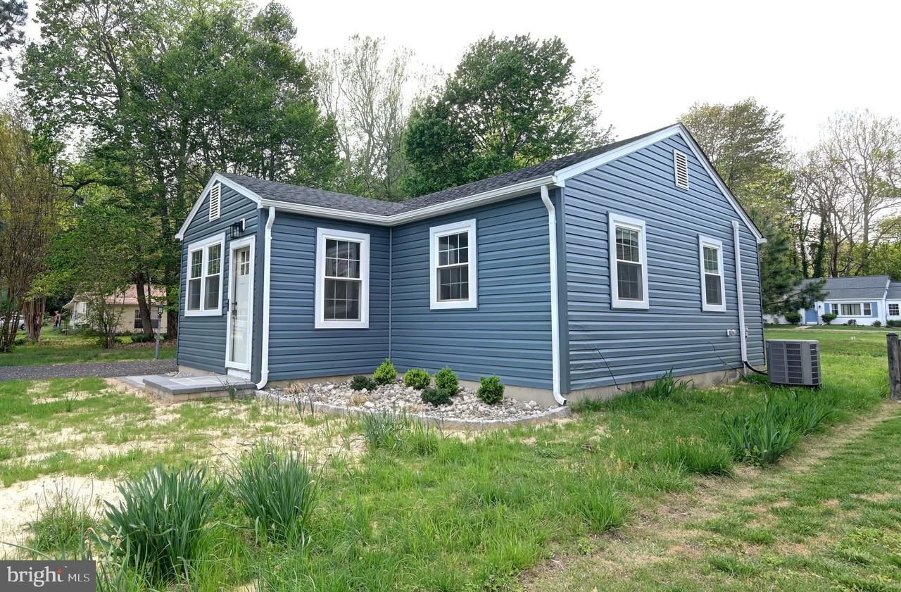 1616 Beech Rd - Photo 3 of 40