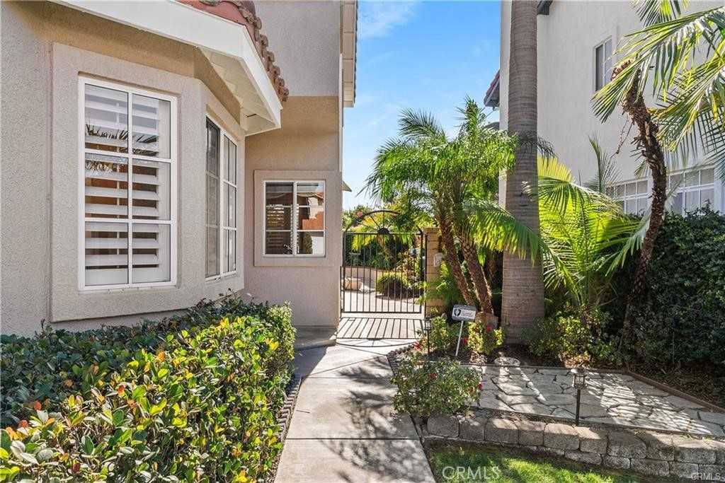 24246 Natalie Rae Ln - Photo 3 of 37