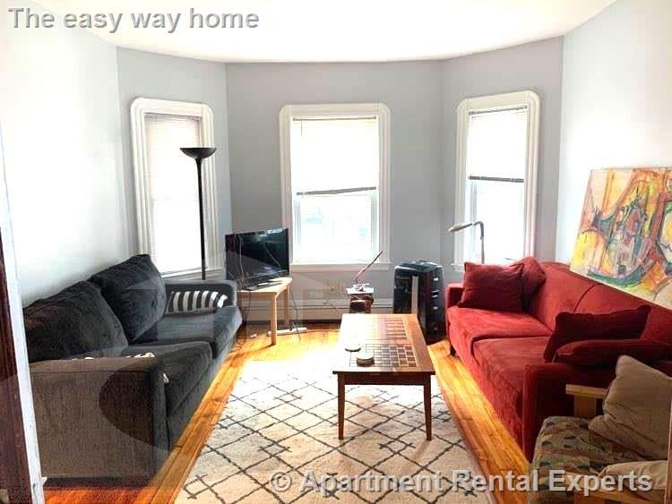 37 Charnwood Rd #1 - Photo 2 of 11