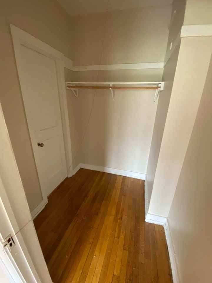 7757 N Sheridan Rd #1 - Photo 4 of 10