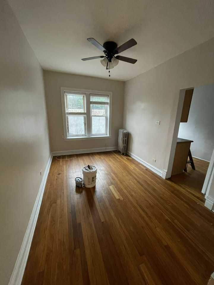 1372 W Estes Ave #1N - Photo 3 of 10