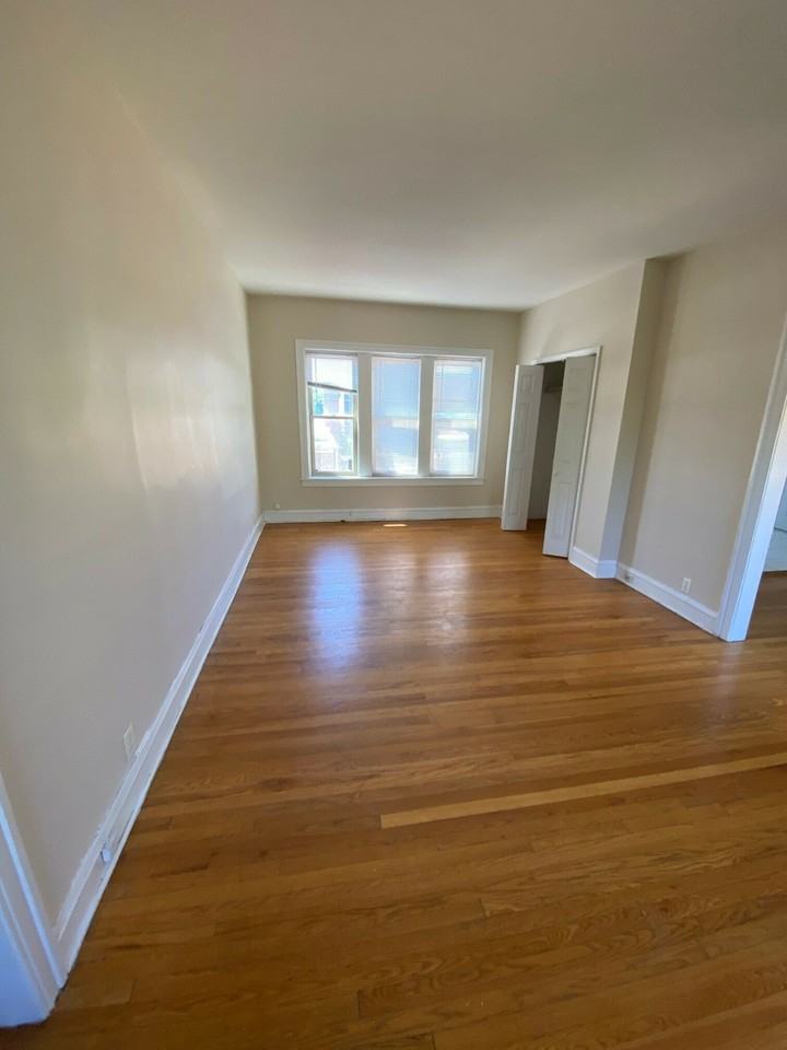 830 Reba Pl #3S - Photo 2 of 17