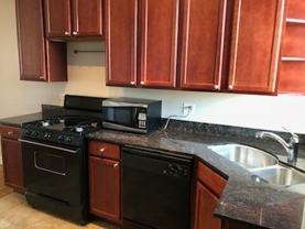 7462 N Greenview Ave #1 - Photo 1 of 1