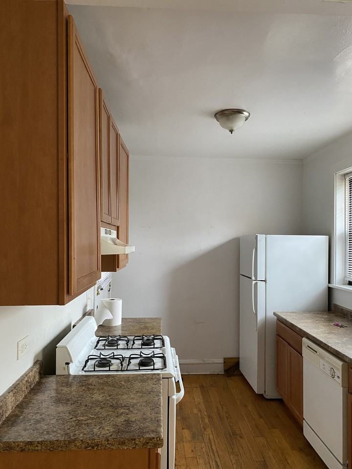 804 Sherman Ave #1 - Photo 2 of 15