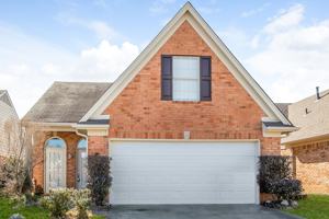 featured image of 761 Grant Dr