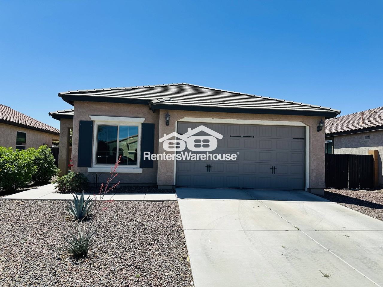 26135 W Sequoia Dr - Photo 2 of 29