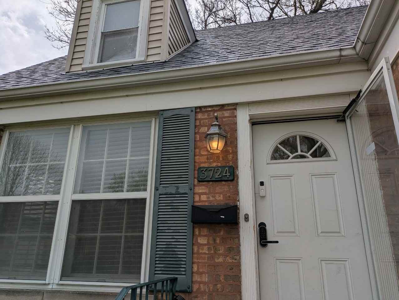 3724 Blanchan Ave - Photo 2 of 19