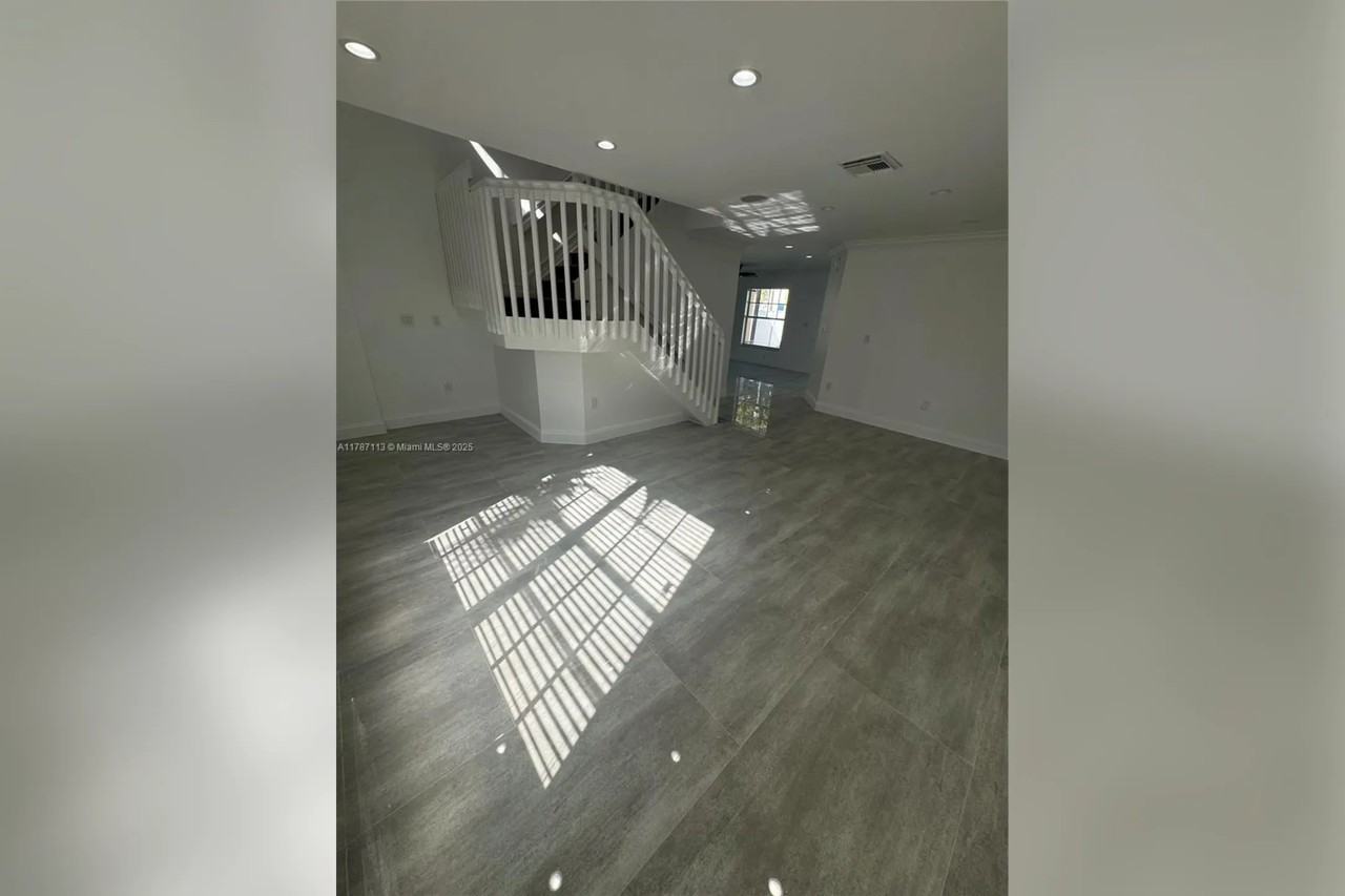 16244 Sw 99th Ter - Photo 2 of 10