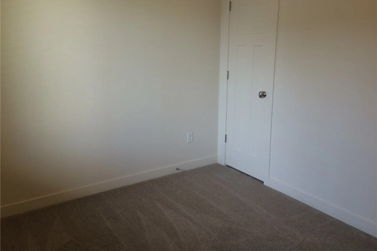 3716 W Periwinkle Dr - Photo 3 of 14