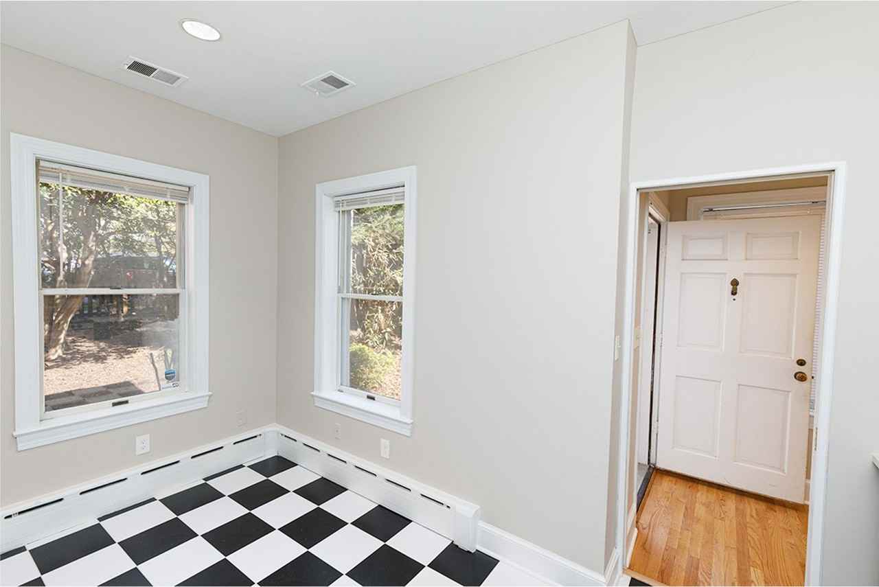 1525 Elliot Pl Nw - Photo 6 of 45