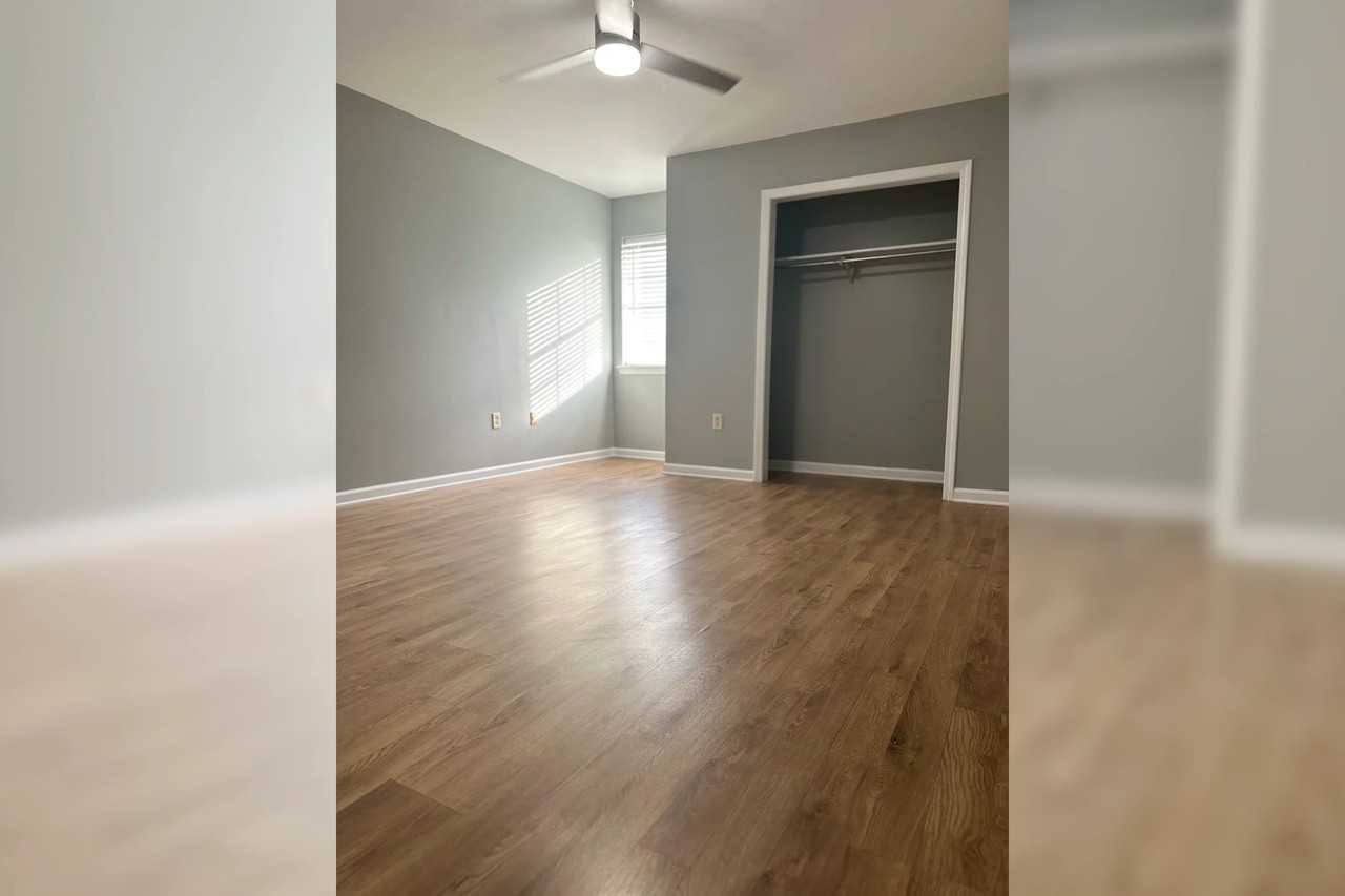 1413 Central Ave - Photo 2 of 8