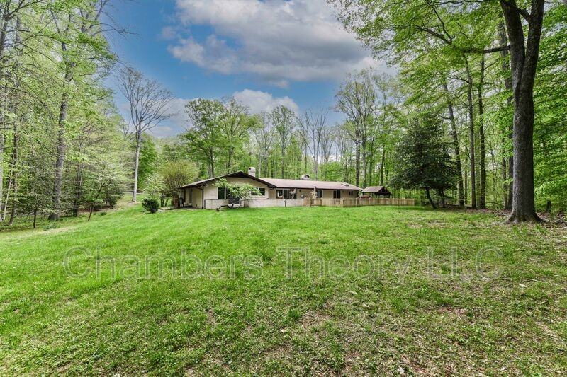 7833 Willowbrook Rd - Photo 2 of 50