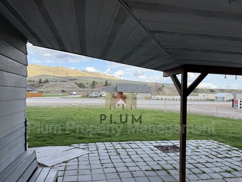 15205 Mullan Rd - Photo 3 of 30