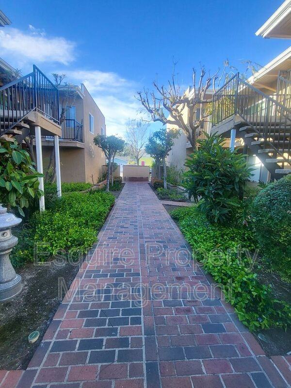 990 Ashland Ave #7 - Photo 6 of 6