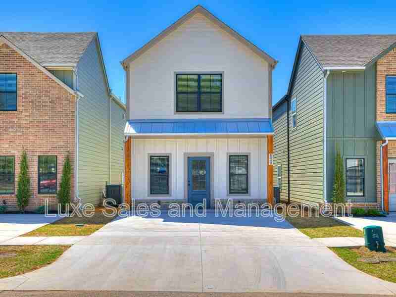 604 W 2nd St