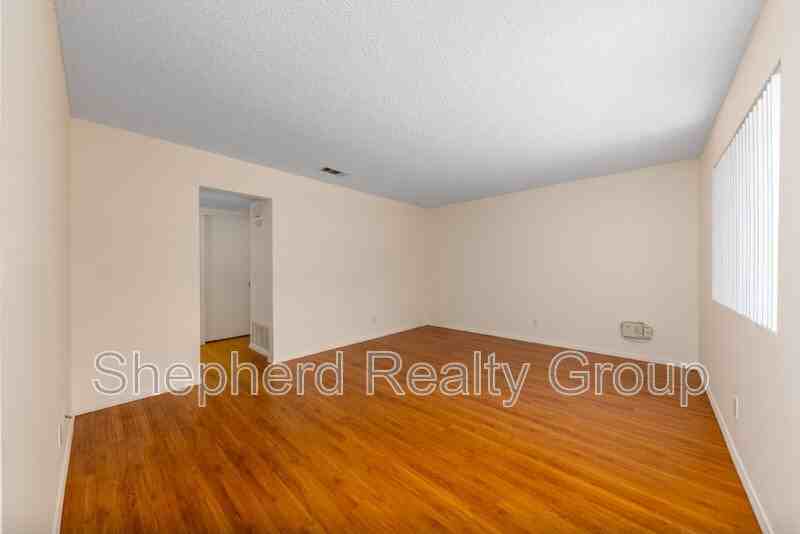 2488 San Padre Ct - Photo 2 of 17