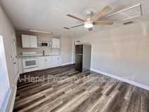 824 Washington Palm Loop #B - Photo 1 of 1