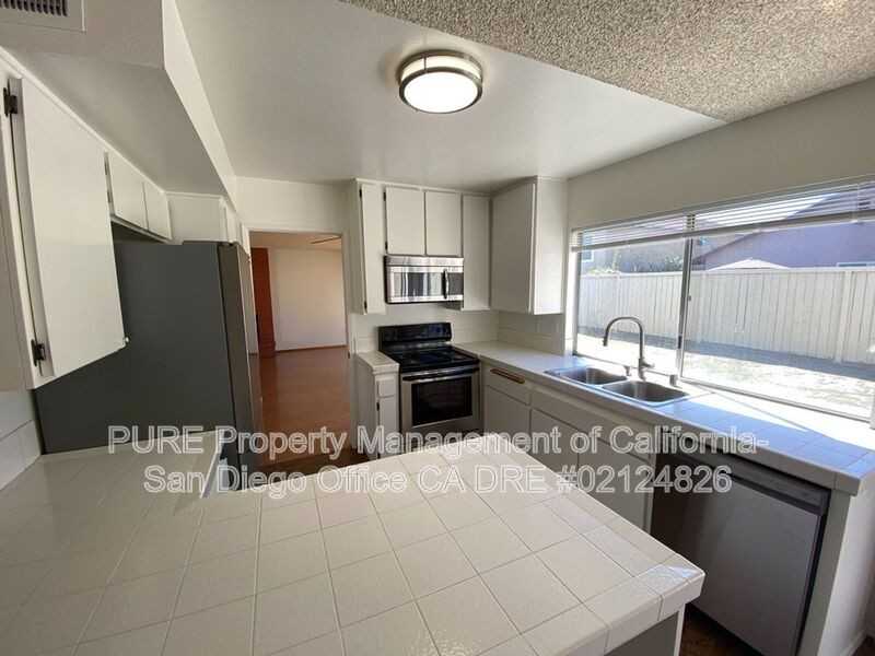 3066 Vesuvia Way - Photo 4 of 21