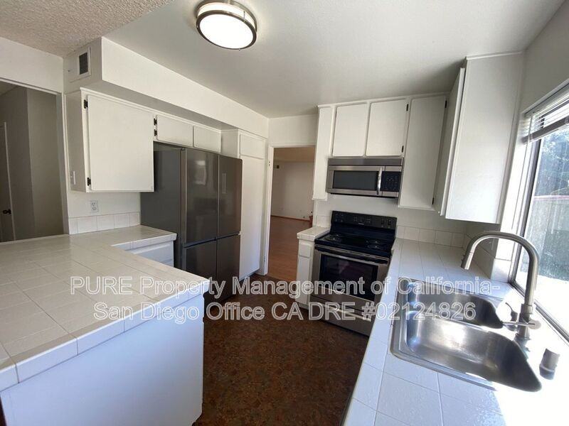 3066 Vesuvia Way - Photo 7 of 21