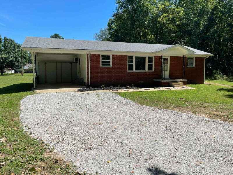 2061 N Hurricane Creek Rd - Photo 2 of 12