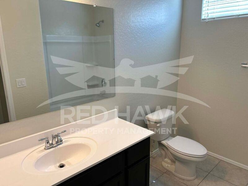 4734 E Pearl Rd - Photo 7 of 21