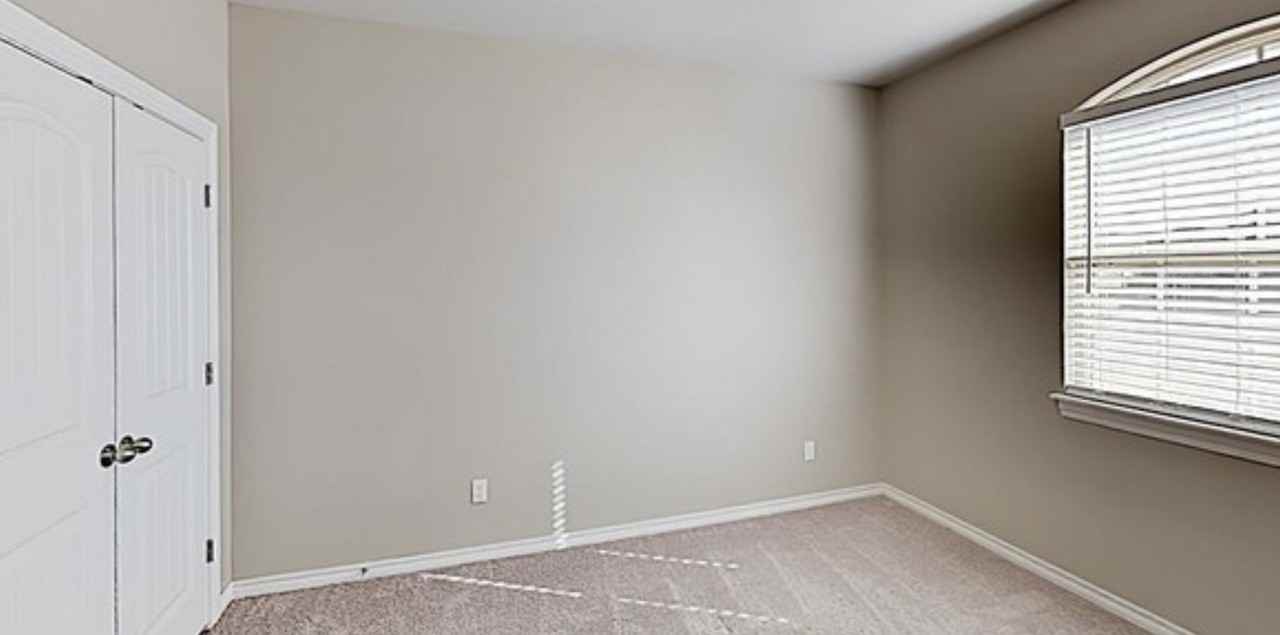 13529 Lancet Ln - Photo 6 of 15