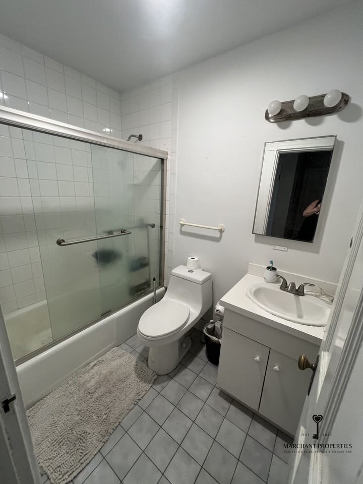 1000 Memorial Dr #2L - Photo 2 of 21