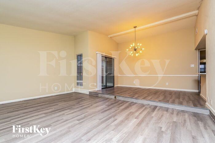 9317 Pollard St - Photo 3 of 15