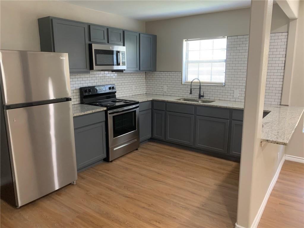 2833 Lawnview Street #B - Photo 4 of 9