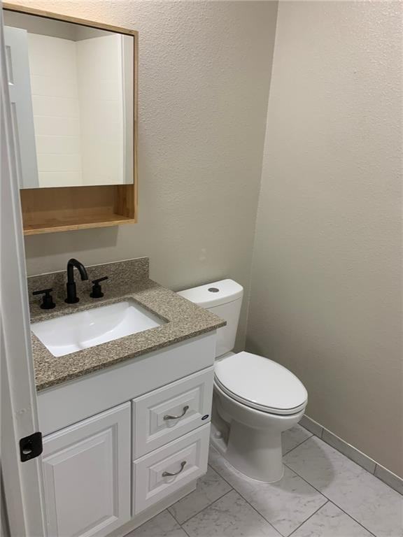 2833 Lawnview Street #B - Photo 5 of 9