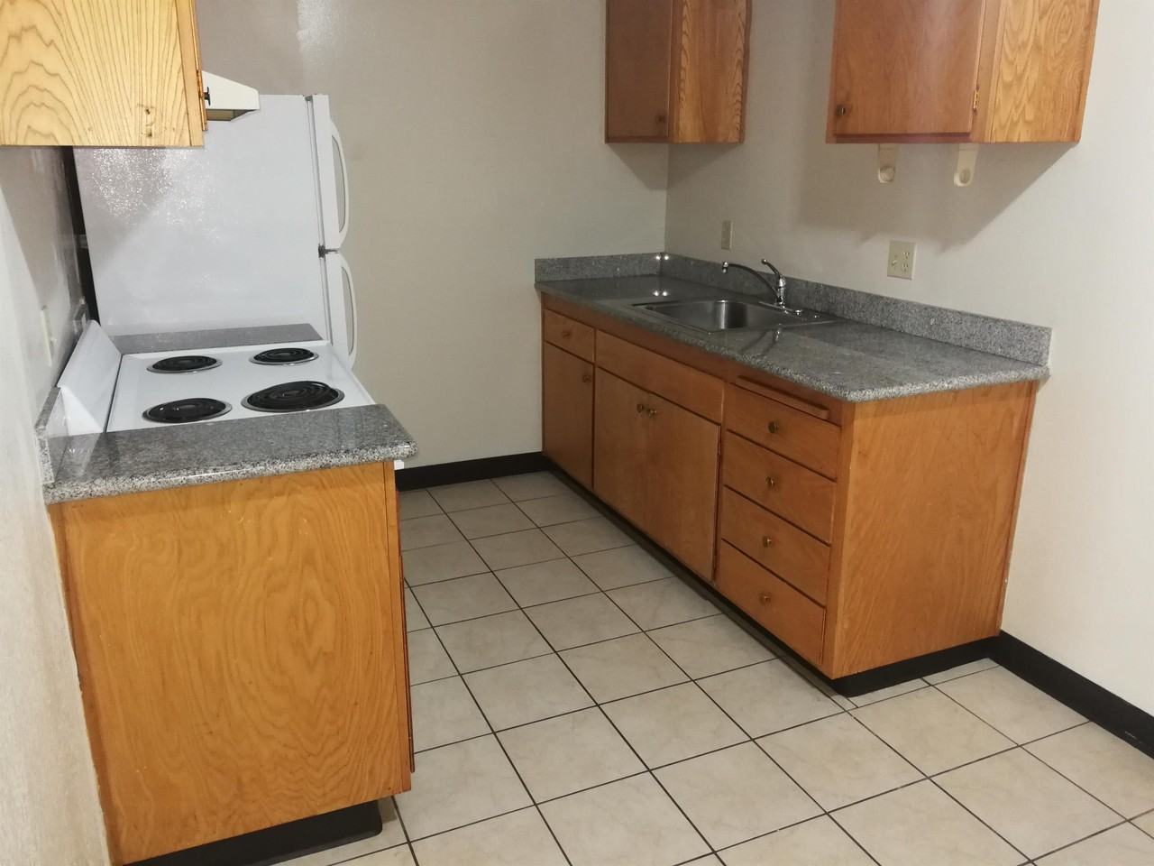 Uni Flats - Photo 5 of 20