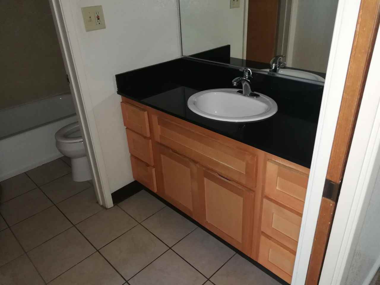 Uni Flats - Photo 6 of 20