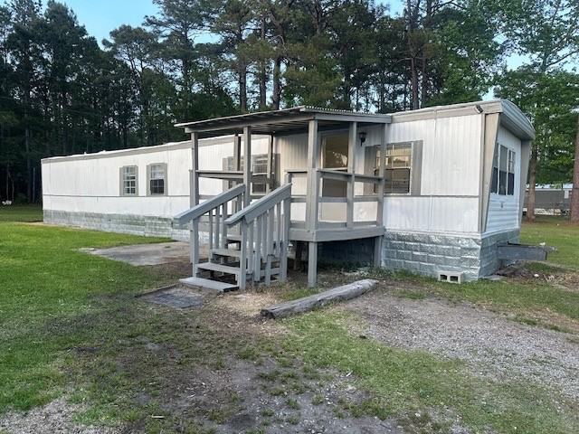 1202 Lake Rd - Photo 2 of 9