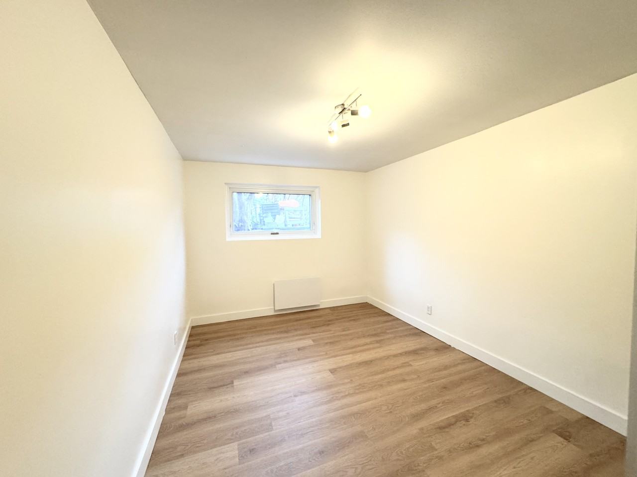 746 Boulevard Jacques-Cartier Ouest - Photo 3 of 10