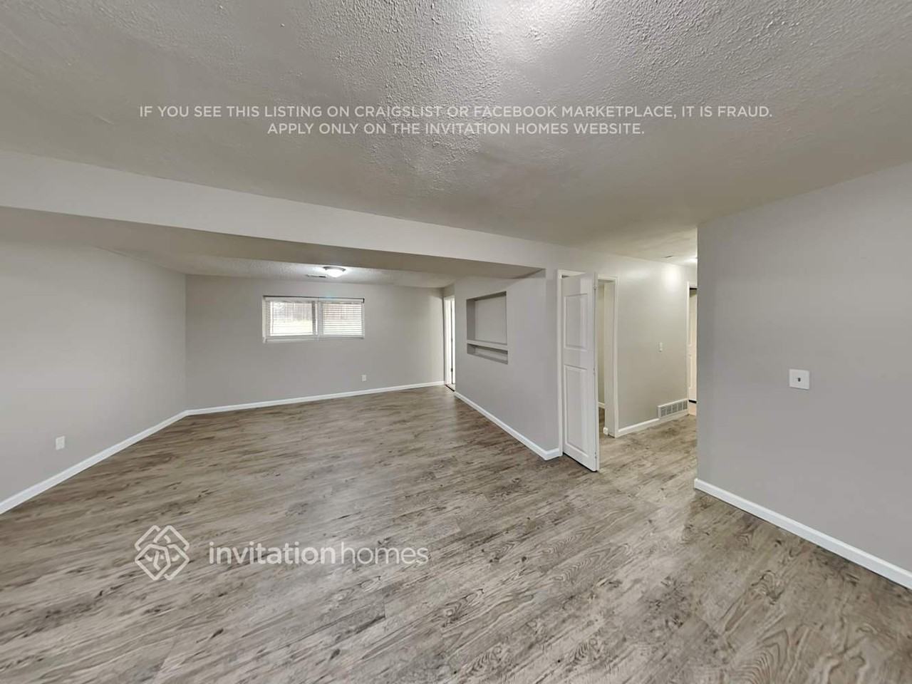 2929 S Biscay St - Photo 5 of 19