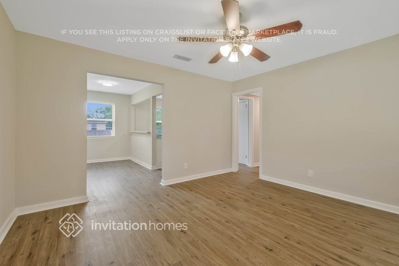 6585 Larne Ave - Photo 6 of 25